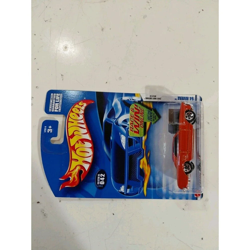 NIP Hot Wheels 2002 First Edition 1:64 DieCast 1964 Buick Rivera Classic Car